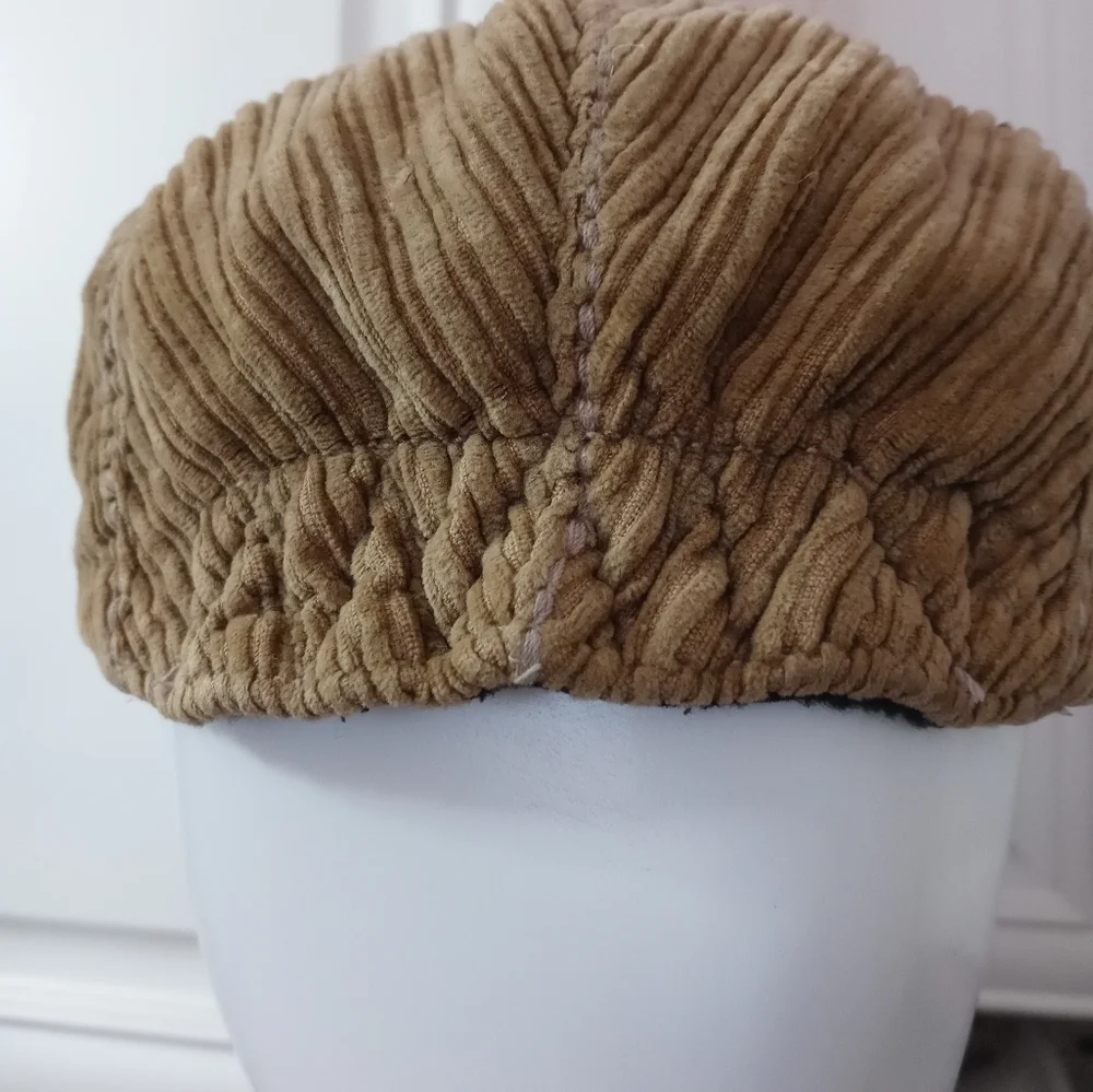 Vintage Rare True Religion Beige Corduroy Distressed Driver Cap Emb horseshoe